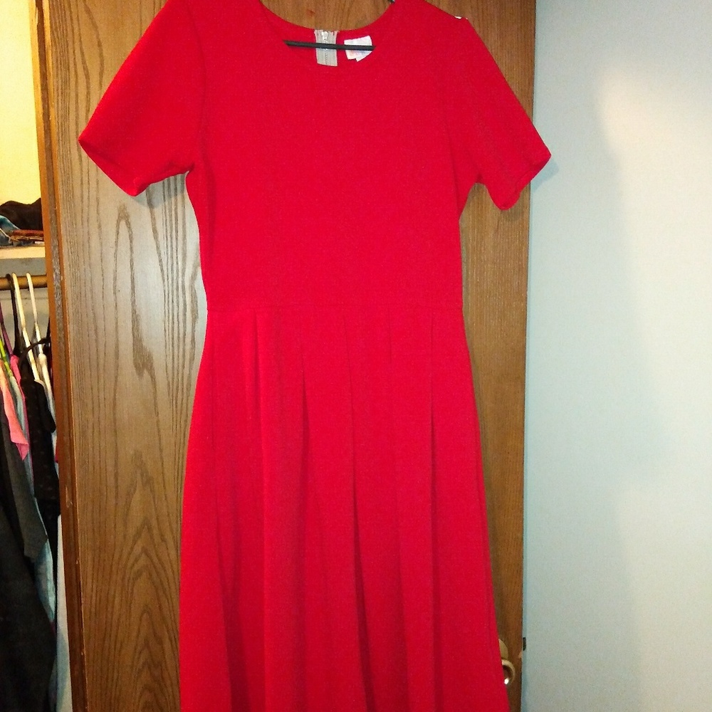 LulaRoe ameila solid red